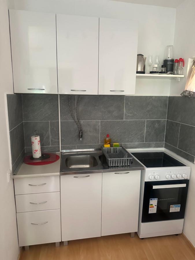 Apartman Lili Цетине Экстерьер фото